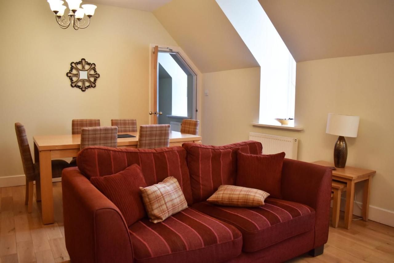 The Ross 2 Bedroom Apartment In Historic Abbey Fort Augustus Exterior photo